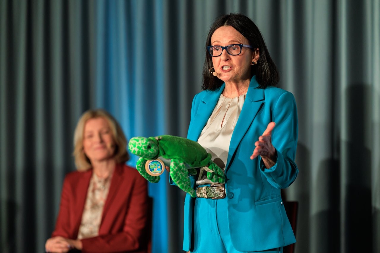 286 HybriderBranchentalkderWKWerbung043 211025